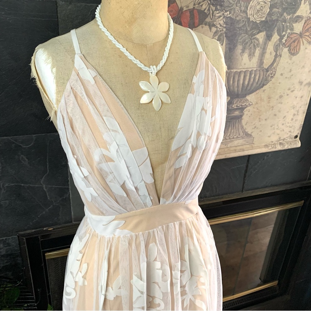 NWT maxi dress white floral velvet burnout deep V neckline crisscross back lined - Picture 5 of 13